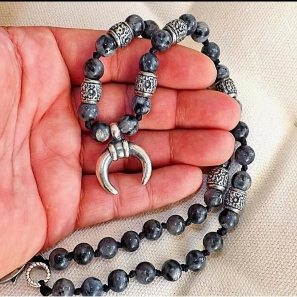 Naja half moon Labrodorite silver beaded mala necklace